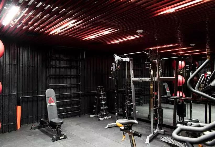 هتل Radisson Red Miraflores