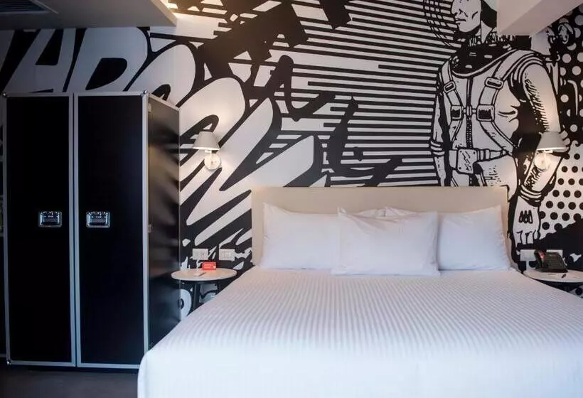 هتل Radisson Red Miraflores