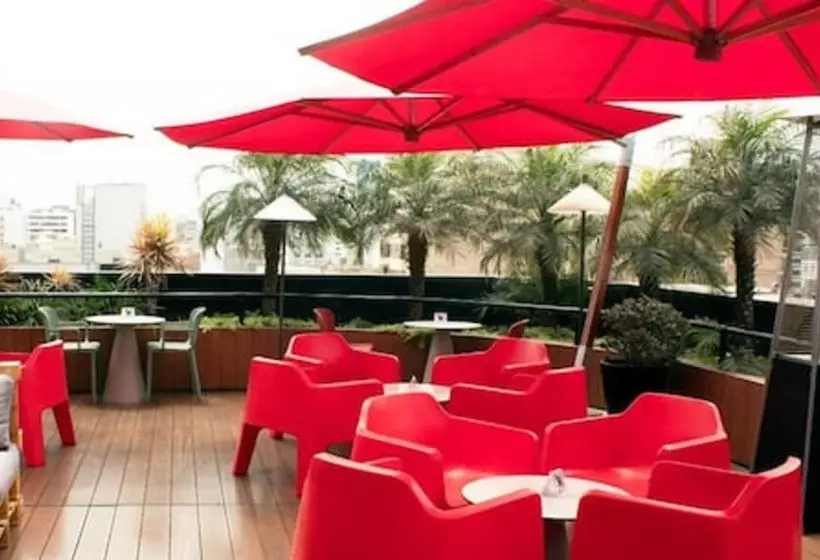 هتل Radisson Red Miraflores