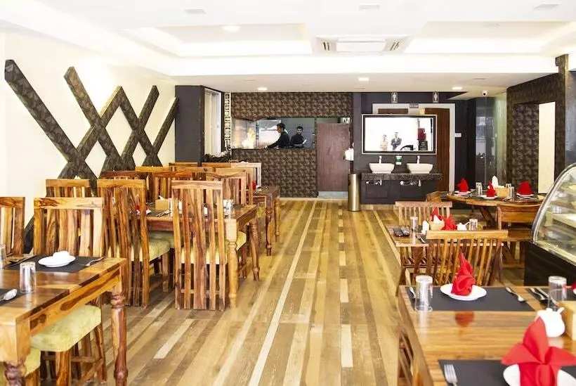 هتل Rudra View & Spa