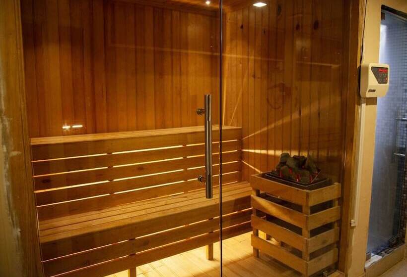 هتل Rudra View & Spa