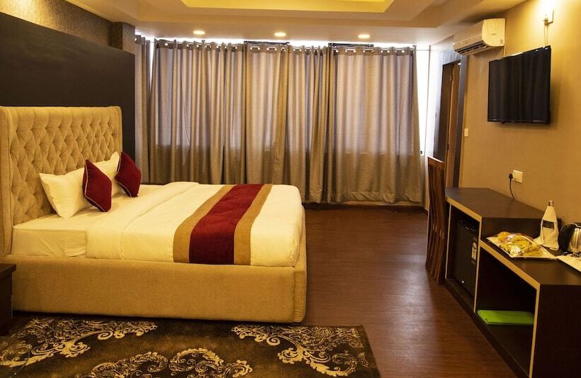 هتل Rudra View & Spa