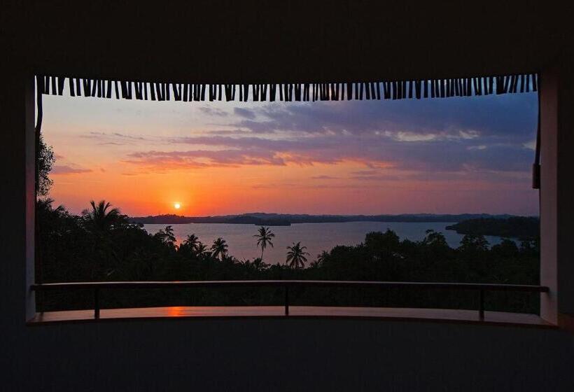 בית מלון כפרי Tri By Amaya