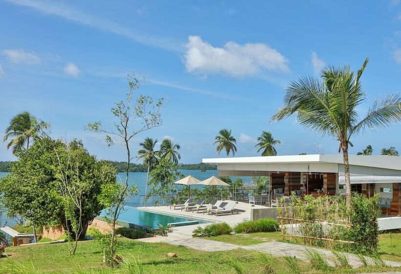 בית מלון כפרי Tri By Amaya