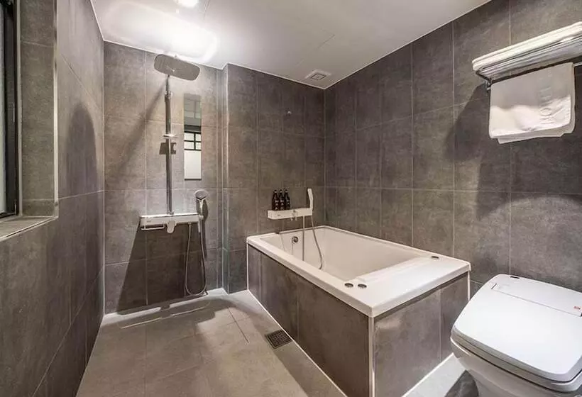 Wolgot Hotel The Classic