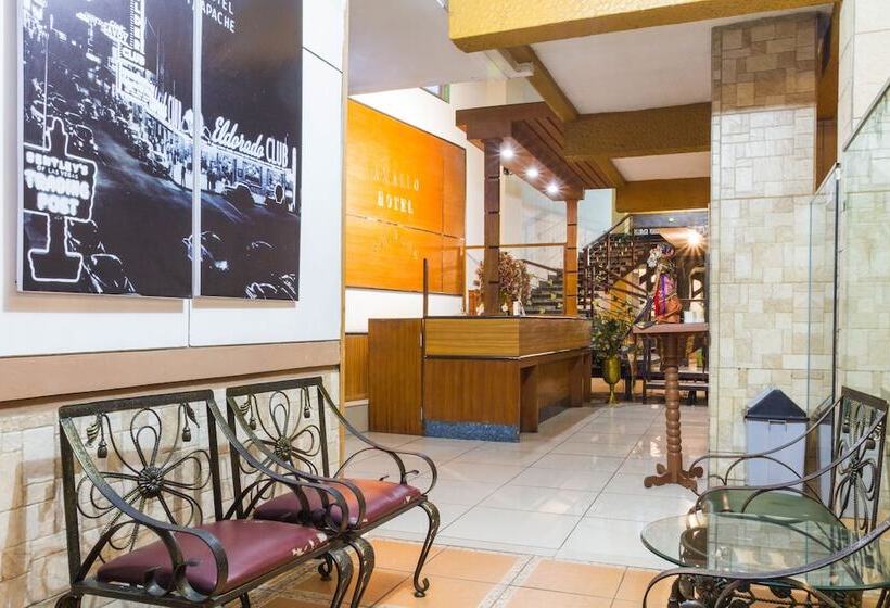 פנסיון Reddoorz Plus @ Surapati 2