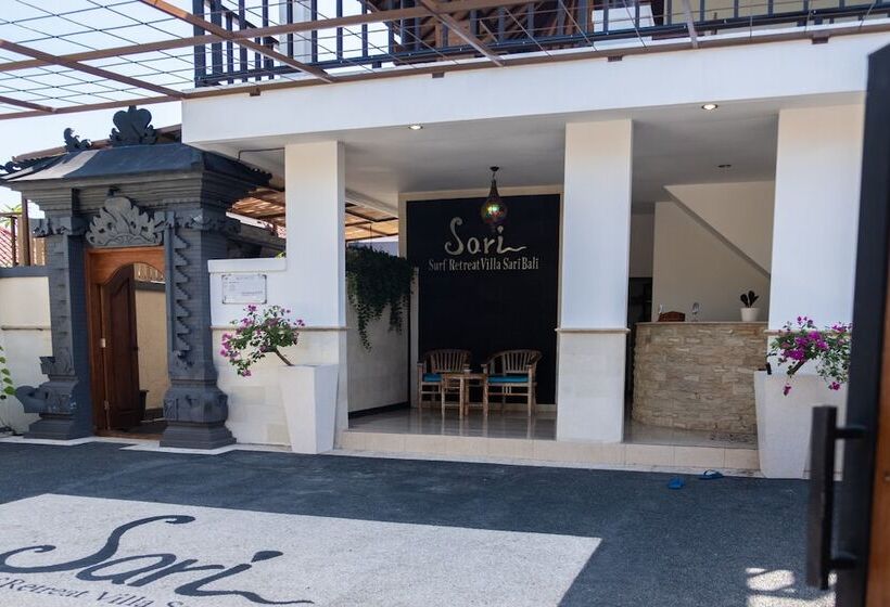 ユースホステル Villa Sari By Oyo Rooms