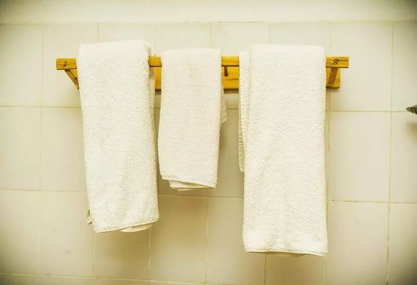 تختخواب و صبحانه Isange Paradise Resort