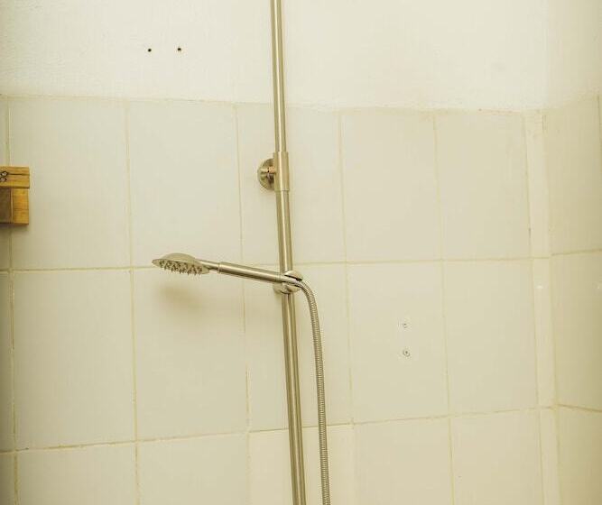 تختخواب و صبحانه Isange Paradise Resort