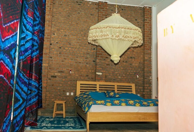 تختخواب و صبحانه Isange Paradise Resort