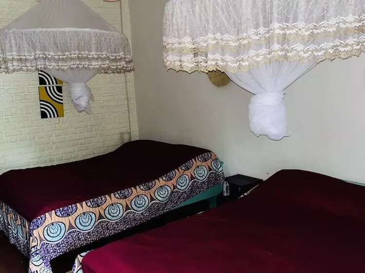 تختخواب و صبحانه Isange Paradise Resort