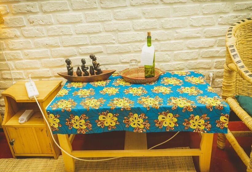 تختخواب و صبحانه Isange Paradise Resort