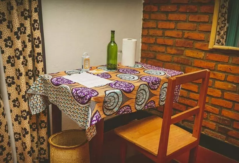 تختخواب و صبحانه Isange Paradise Resort