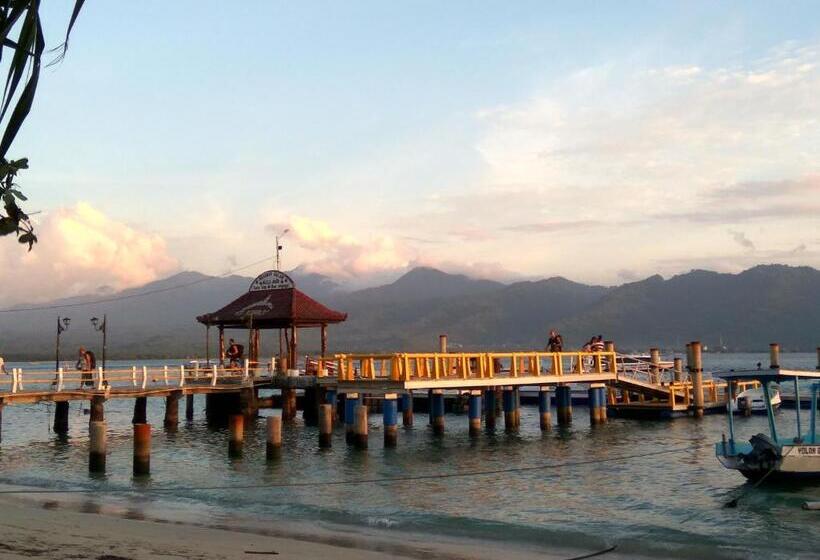 تختخواب و صبحانه The Mandana Villa Gili Air