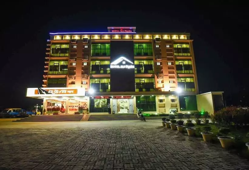 هتل Ali Plaza