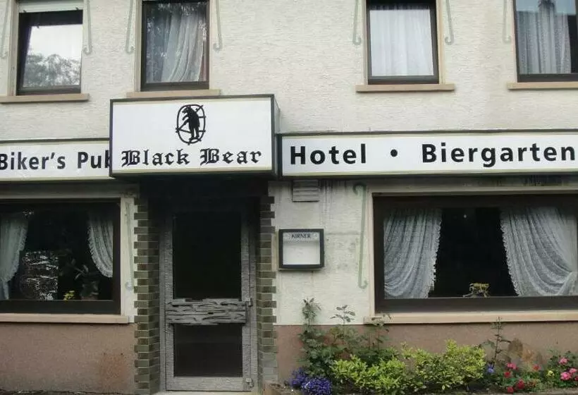 Hotelli Black Bear Bikers Pub