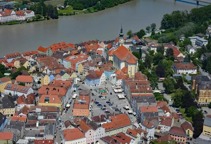 ホテル Das Schärding