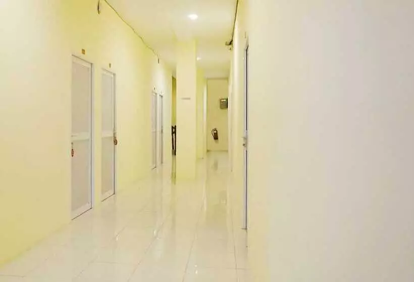 ホテル Ganesha Homestay By Oyo Rooms