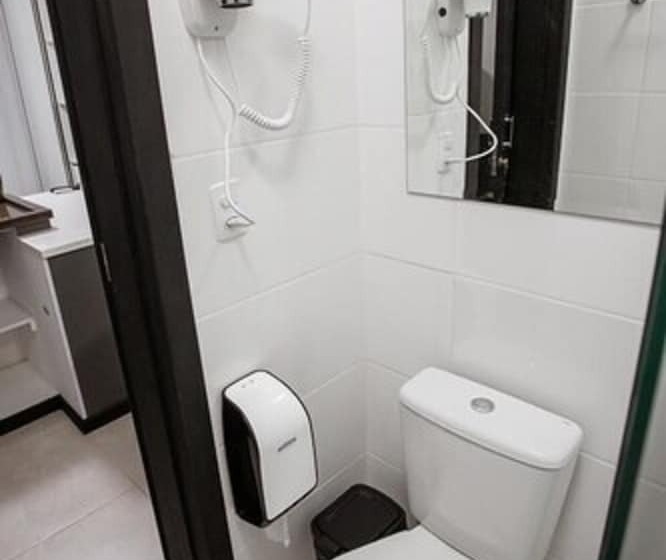 בית מלון כפרי Innbox Centro