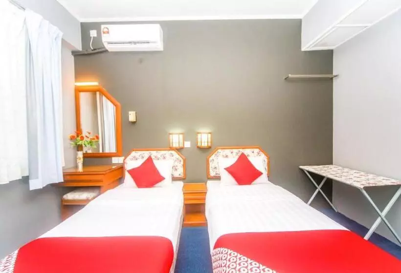 ホテル Lutana By Oyo Rooms