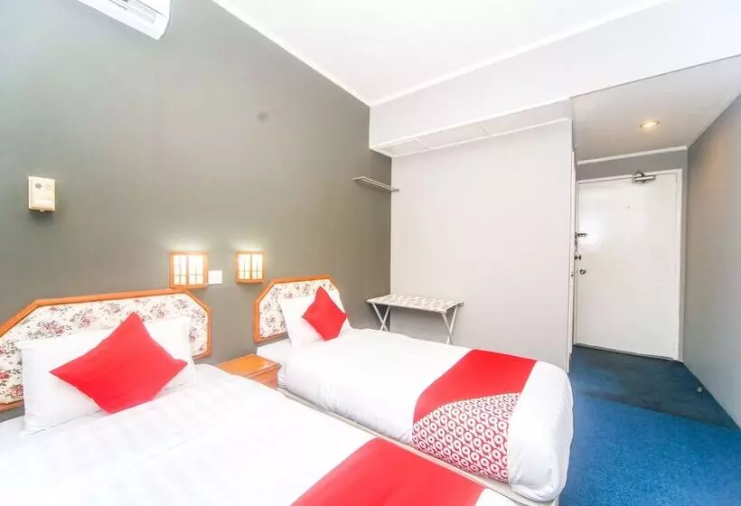 ホテル Lutana By Oyo Rooms