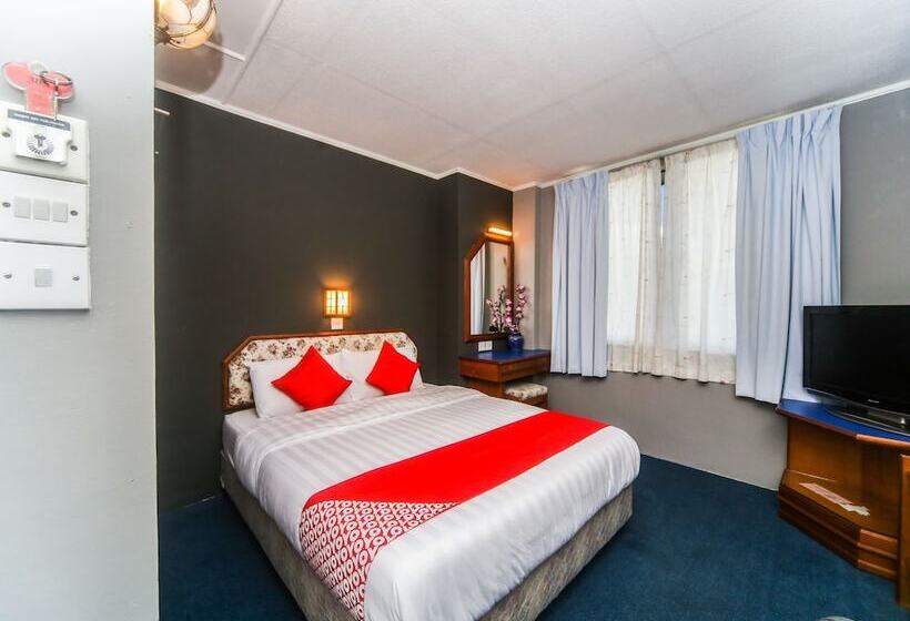 فندق Lutana By Oyo Rooms