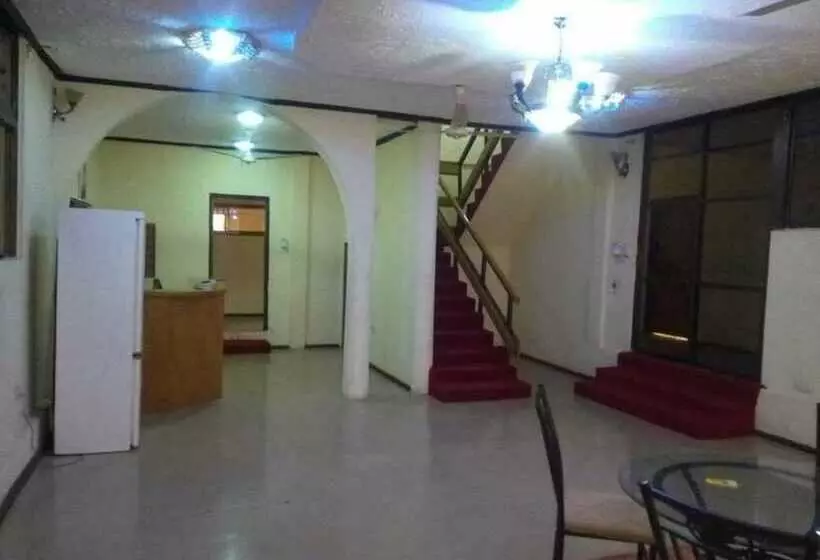 ホテル Nass Lodge