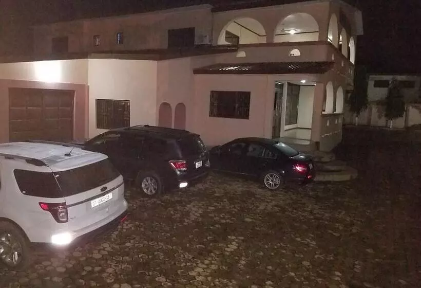 ホテル Nass Lodge