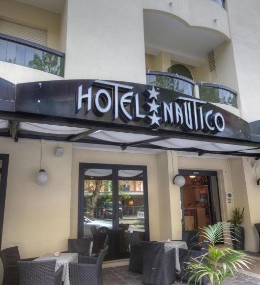 هتل Nautico