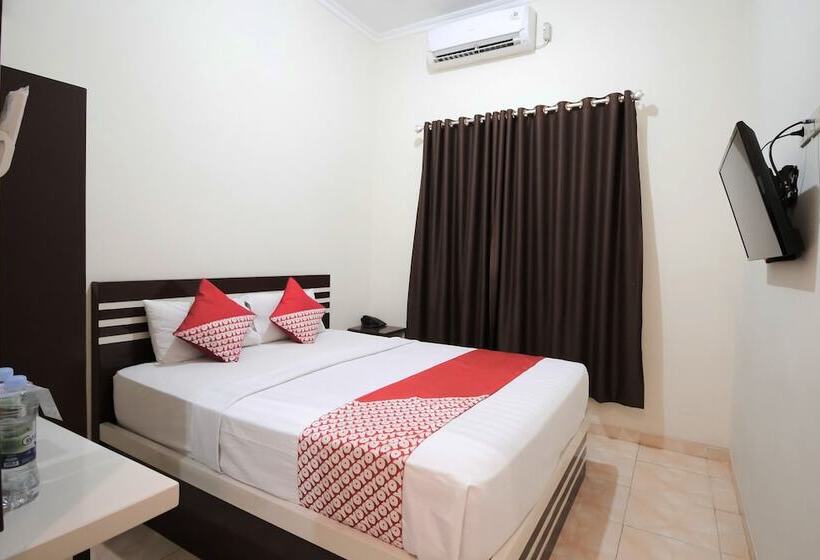 בית מלון כפרי Reddoorz At Andalas Asri