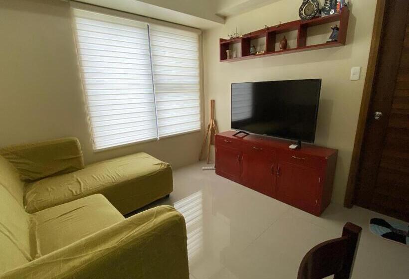 בית מלון כפרי Soltana Residences