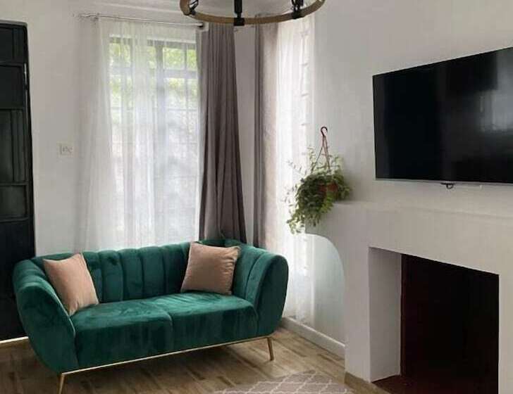 هتل The Jadav Gardens