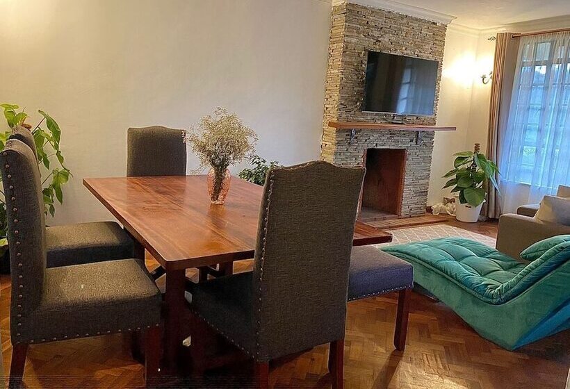 هتل The Jadav Gardens