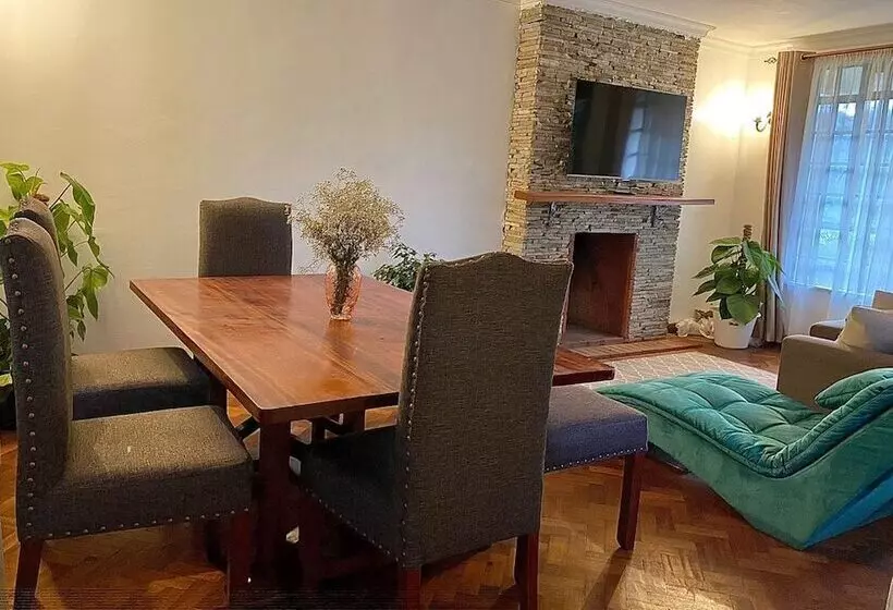 هتل The Jadav Gardens