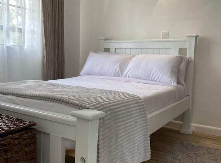 هتل The Jadav Gardens