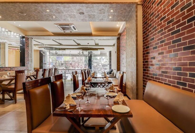 فندق Treebo Alf Continental