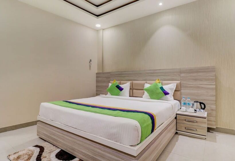 فندق Treebo Alf Continental