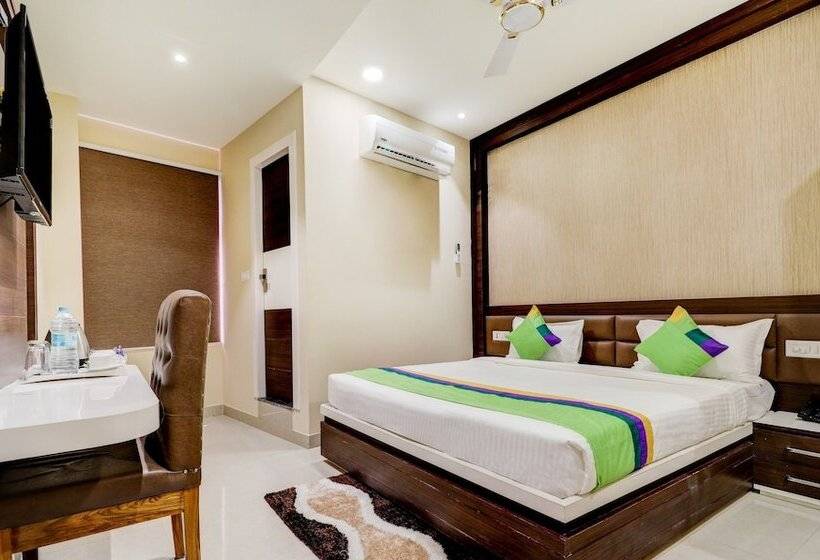 فندق Treebo Alf Continental