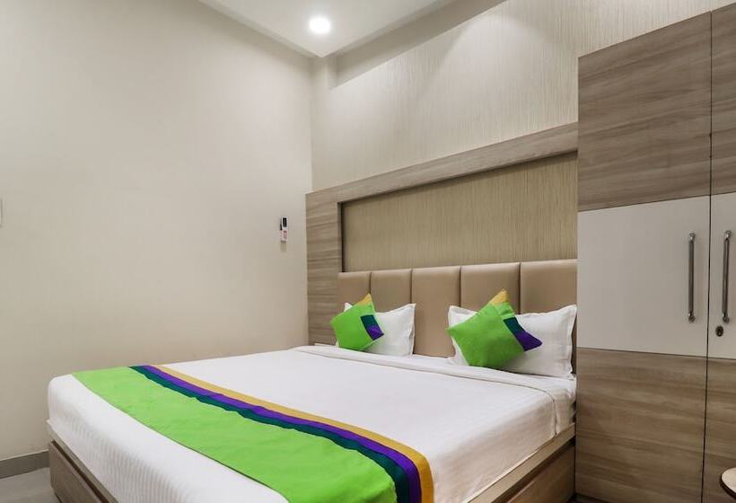 فندق Treebo Alf Continental