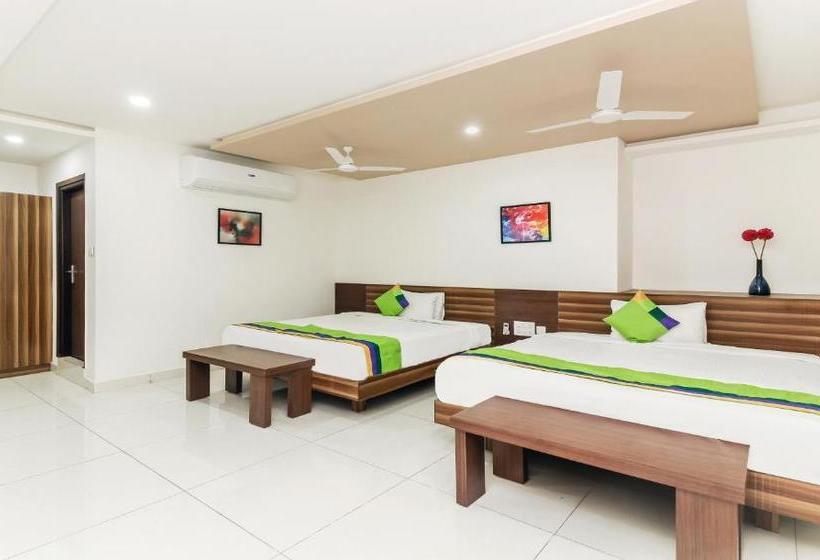 Отель Treebo Trend  Vjr