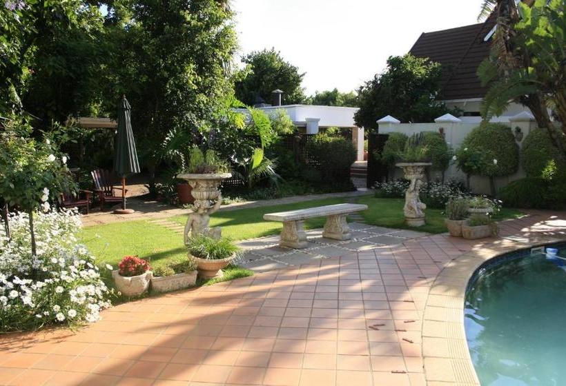 Pension Brooklyn Guesthouses