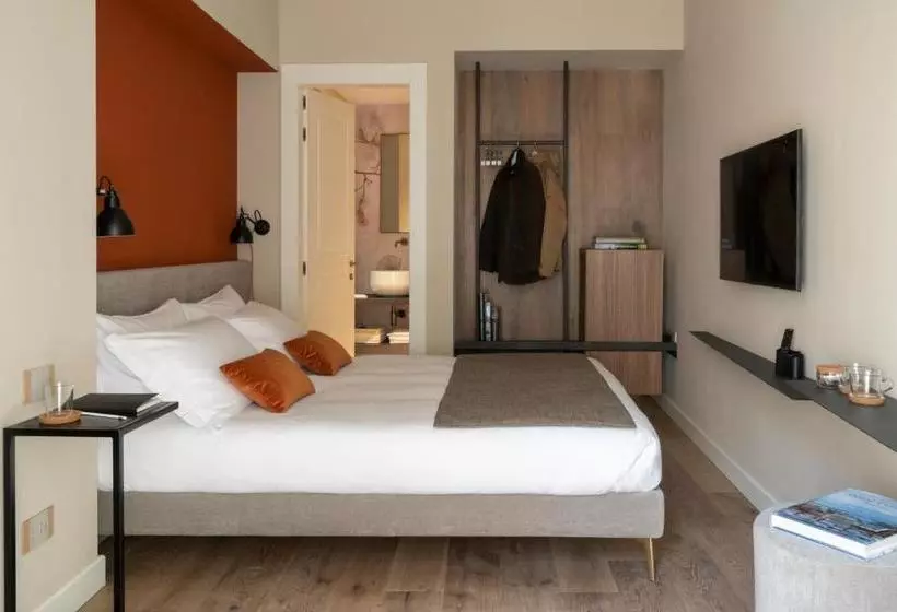 پانسیون Della Spiga Suites By Brera Apartments