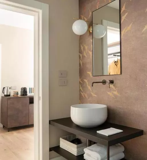 پانسیون Della Spiga Suites By Brera Apartments