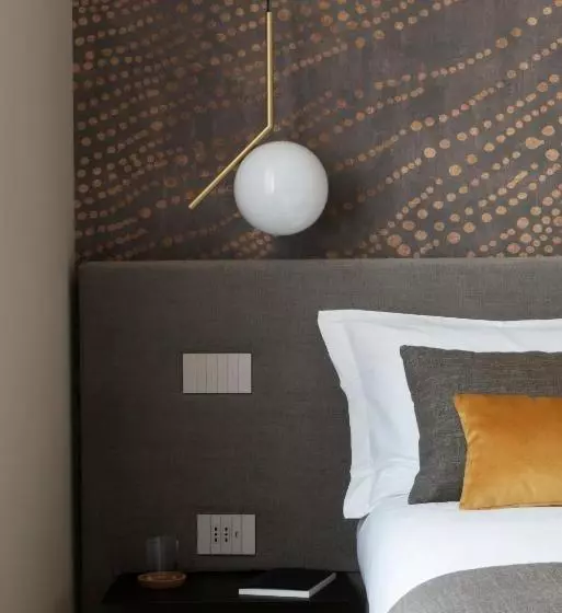 پانسیون Della Spiga Suites By Brera Apartments