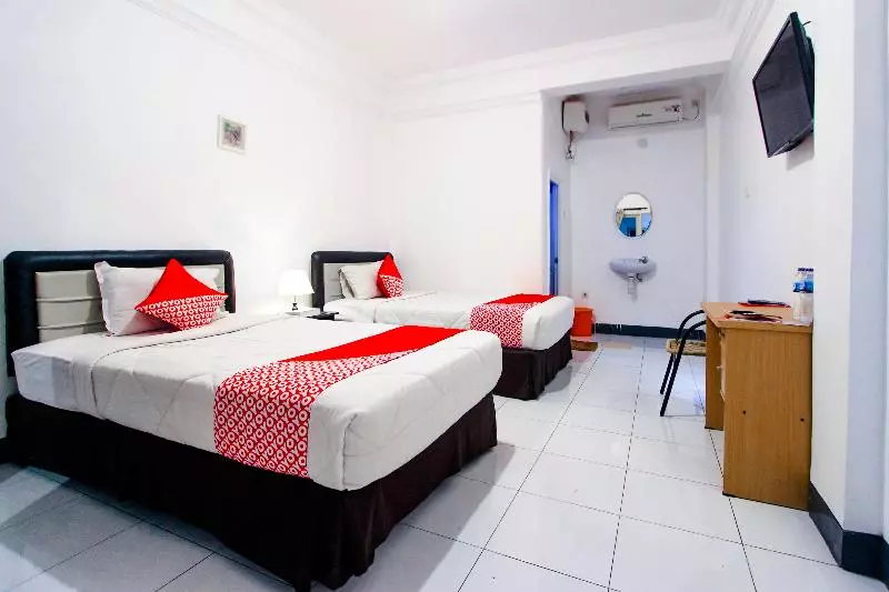 پانسیون Gading Guesthouse By Oyo Rooms