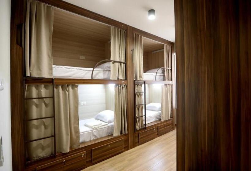 هاستل Loft Host Yerevan