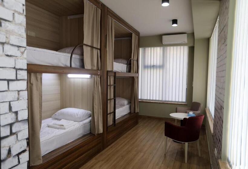 هاستل Loft Host Yerevan