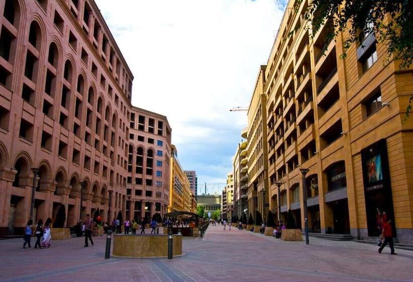 هاستل Loft Host Yerevan