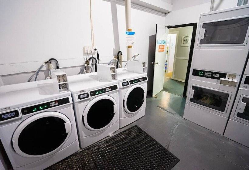 旅馆 Attic Backpackers