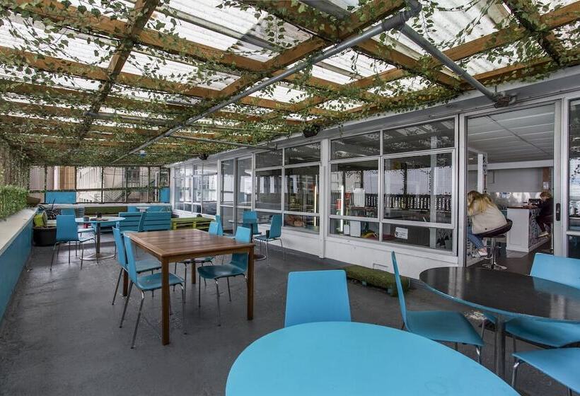 旅馆 Attic Backpackers